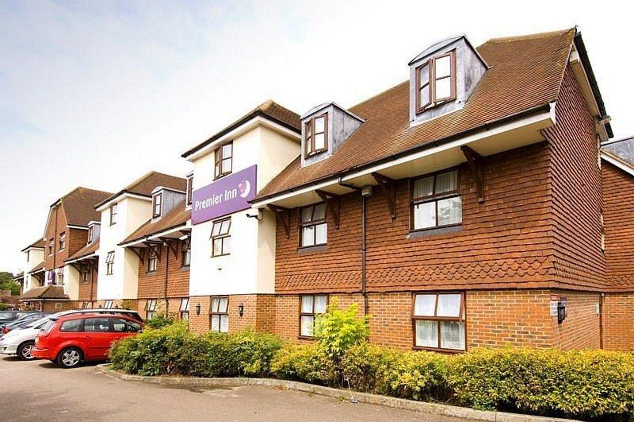 Premier Inn London Gatwick Airport South - London Road Crawley  Exteriér fotografie